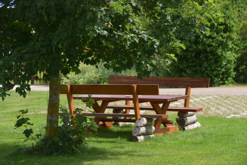 Gasthaus-Pension Hofmann Oberdachstetten ภายนอก รูปภาพ