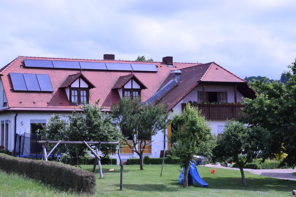 Gasthaus-Pension Hofmann Oberdachstetten ภายนอก รูปภาพ